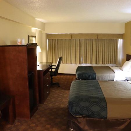 Rodeway Inn סנדסטון מראה חיצוני תמונה