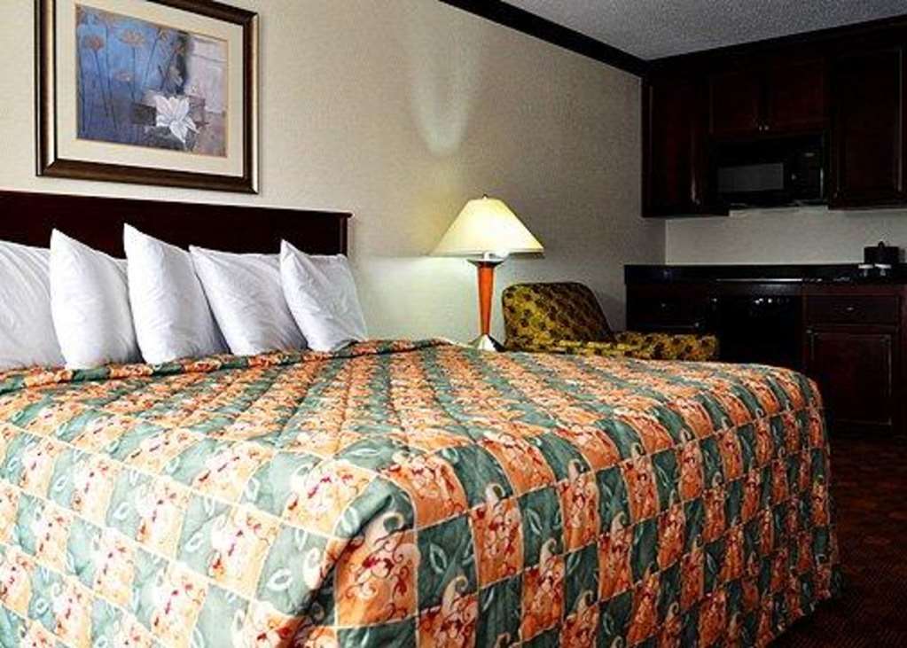 Rodeway Inn סנדסטון חדר תמונה