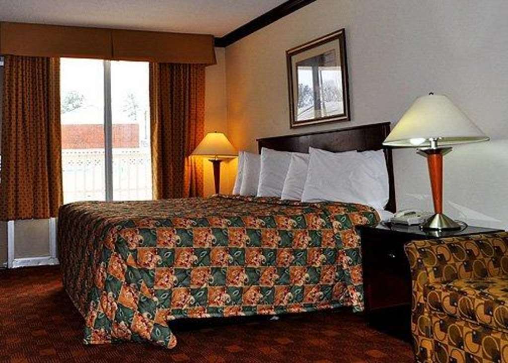 Rodeway Inn סנדסטון חדר תמונה